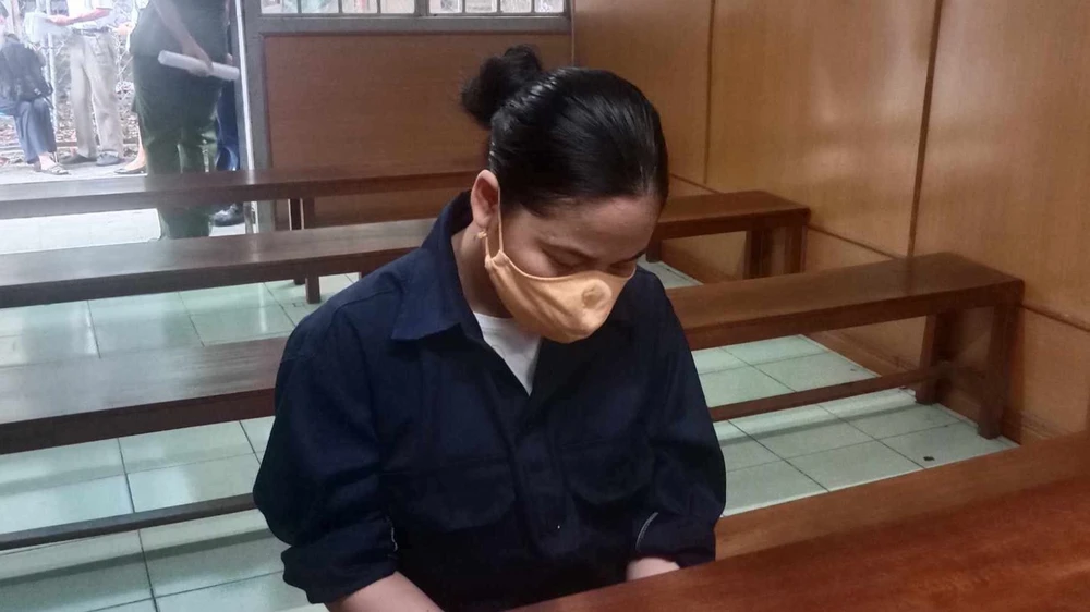 Bị cáo Lê Thị Mỹ Hạnh tại tòa. Ảnh: ĐL