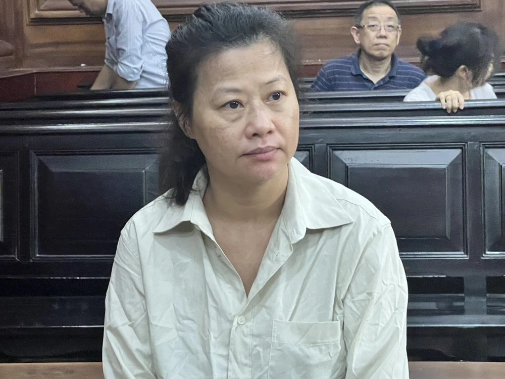 Bị cáo Trương Thị Kim Soan phủ nhận toàn bộ cáo buộc và cho rằng mình bị oan. Ảnh: HỮU ĐĂNG hồ sơ panama