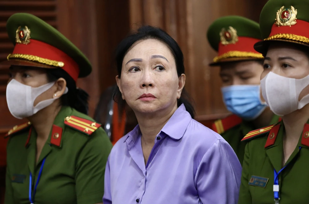 Trong giai đoạn 1 của vụ án bà Trương Mỹ Lan bị tuyên mức án tử hình cho ba tội danh, sau đó bà Lan đã kháng cáo. Ảnh: HOÀNG GIANG vạn thịnh phát