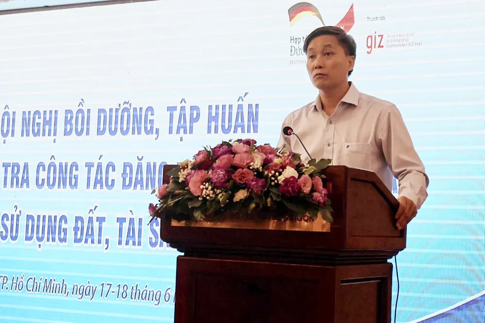 Thứ trưởng Bộ Tư pháp Nguyễn Khánh Ngọc phát biểu khai mạc hội nghị. Ảnh: ĐẶNG LÊ Nguyễn Khánh Ngọc, Thứ trưởng bộ Tư pháp