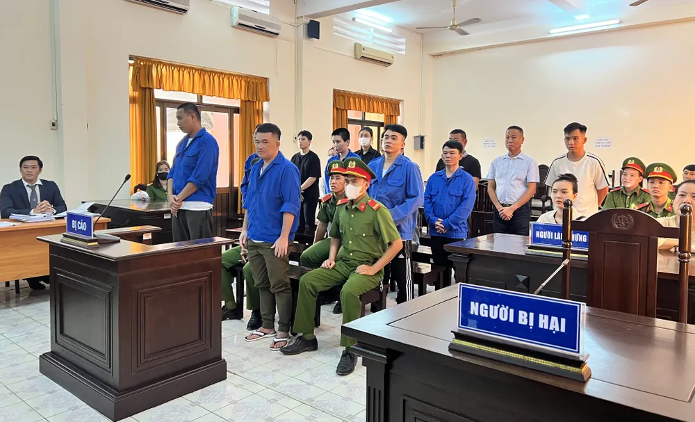 Vì mâu thuẫn đất đai nên các anh chị em trong gia đình phải vướng vòng lao lý. Ảnh: PU Mâu thuẫn đất đai