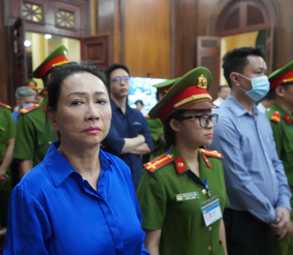 Bà Trương Mỹ Lan trong vụ án thứ hai bị đưa ra xét xử về ba tội lừa đảo chiếm đoạt tài sản, rửa tiền và vận chuyển trái phép tiền tệ qua biên giới. Ảnh: NGUYỄN TIẾN truong-my-lan.jpg
