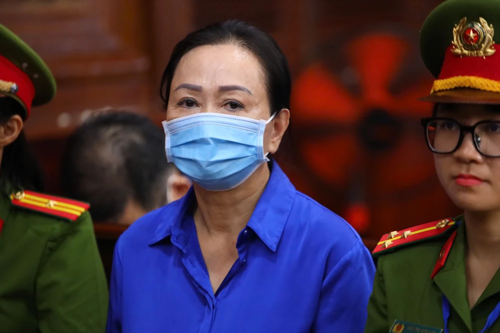 Bà Trương Mỹ Lan cũng 27 bị cáo khác sẽ hầu phiên toà phúc thẩm giai đoạn 2 của vụ án trong gần một tháng. Ảnh: HOÀNG GIANG trương mỹ lan