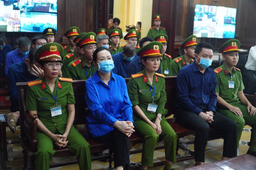 Ngày mai HĐXX sẽ xét hỏi đối với người liên quan trong vụ án. Ảnh: NGUYỄN TIẾN vạn thịnh phát