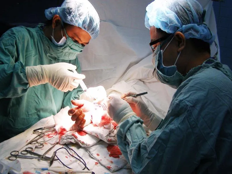 bệnh viện an bình cải tạo phòng mổ