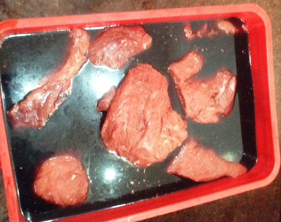 Khởi tố hình sự 2 vụ liên quan an toàn thực phẩm ảnh 1