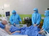 Sau 83 ngày điều trị, bệnh nhân 91 đã có thể bấm bàn phím