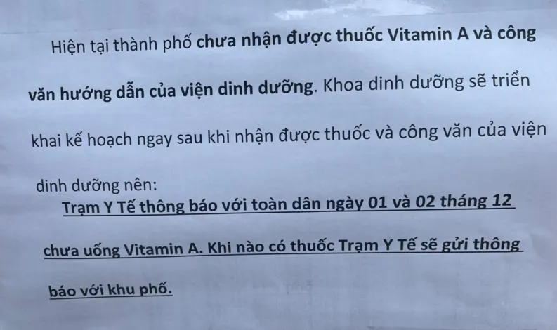 Một trạm y tế ở TP.HCM thông báo không có vitamin A. Ảnh: TRẦN NGỌC Một trạm y tế ở TP.HCM thông báo không có vitamin A. Ảnh: TRẦN NGỌC