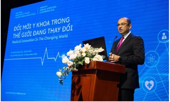 Ông Dilshaad Ali Bin Abas Ali phát biểu trong hội nghị. Ảnh: NAM THƯƠNG Ông Dilshaad Ali Bin Abas Ali phát biểu trong hội nghị. Ảnh: NAM THƯƠNG