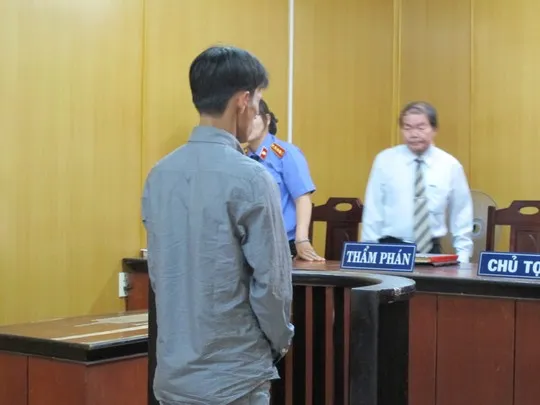 Bị cáo Tuấn thừa nhận cho vay lãi nặng