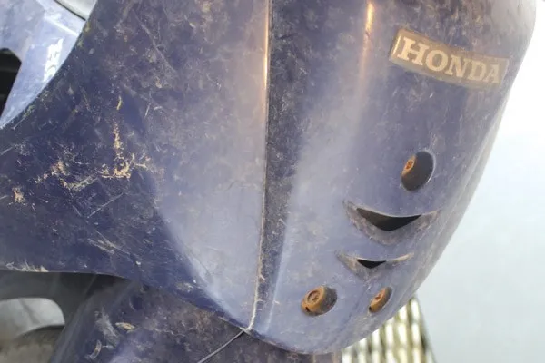 Rửa xe truyền thống Hệ thống rửa xe máy tự động Thủ công Tự động hóa Thời gian rửa từ 15-20 phút 5-7 phút Vốn ít Đầu tư lớn (hơn 100 triệu) Năng suất thấp Năng suất cao Cần nhiều sức lao động Tiết kiệm nhân công Giá thành rửa cao Giá thành rửa thấp Rửa bằng xà phòng Sử dụng bọt tẩy chuyên dụng Quản lý thủ công Dễ quản lý do có bộ đếm điện tử Một số hình ảnh trước và sau khi rửa xe bằng hệ thống rửa xe máy tự động Rửa xe truyền thống Hệ thống rửa xe máy tự động Thủ công Tự động hóa Thời gian rửa từ 15-20 phút 5-7 phút Vốn ít Đầu tư lớn (hơn 100 triệu) Năng suất thấp Năng suất cao Cần nhiều sức lao động Tiết kiệm nhân công Giá thành rửa cao Giá thành rửa thấp Rửa bằng xà phòng Sử dụng bọt tẩy chuyên dụng Quản lý thủ công Dễ quản lý do có bộ đếm điện tử Một số hình ảnh trước và sau khi rửa xe bằng hệ thống rửa xe máy tự động