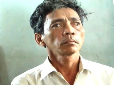 Khởi tố vụ án chồng đâm chết vợ giữa đường ảnh 1