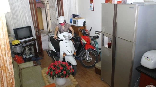 Cách để xe máy trong nhà an toàn