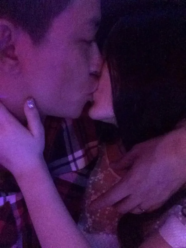 Tuấn Hưng tung ảnh bên vợ đêm tân hôn ảnh 2