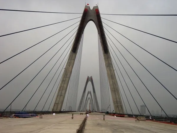 Cầu Nhật Tân đã chính thức nối liền hai bờ sông Hồng ảnh 2 Cầu Nhật Tân đã chính thức nối liền hai bờ sông Hồng ảnh 2