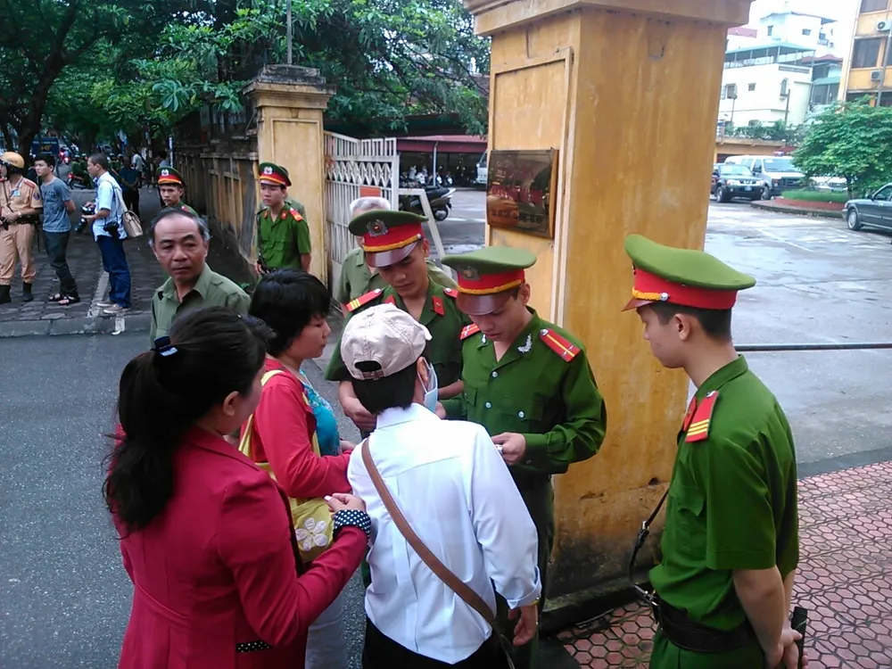 Phúc thẩm vụ án Dương Chí Dũng: Cấp trên phủ nhận tham ô, cấp dưới khẳng định có ảnh 14