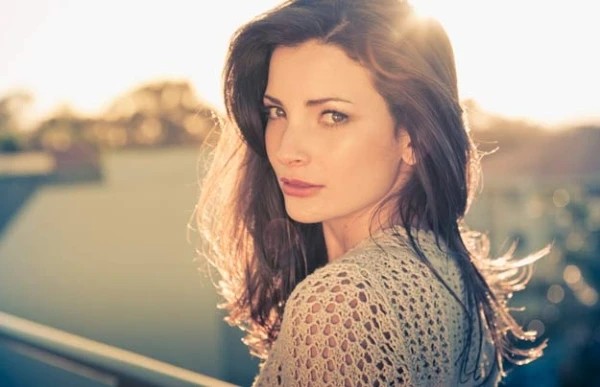  Tám vị trí trên cơ thể phụ nữ khiến đàn ông chú ý ảnh 6