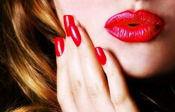  Tám vị trí trên cơ thể phụ nữ khiến đàn ông chú ý ảnh 3