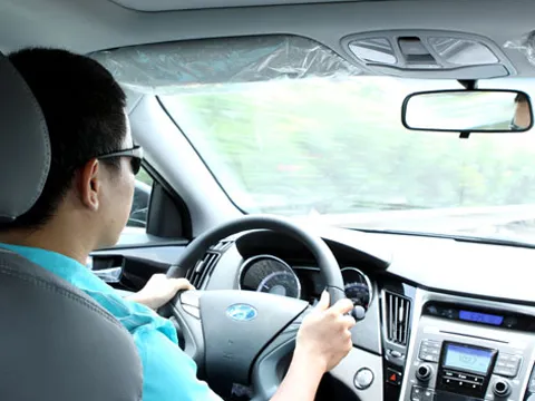 Mẹo để không stress khi lái xe dịp lễ