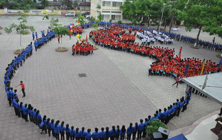 yêu nước, chủ quyền, biển đảo, biển Đông, Trường Sa, Hoàng Sa, thiêng liêng, chào cờ, quốc ca