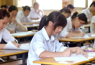Đề thi tốt nghiệp THPT sẽ không làm khó thí sinh ảnh 1 Đề thi tốt nghiệp nằm chủ yếu trong chương trình lớp 12