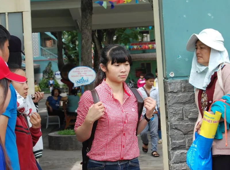 Gợi ý đáp án môn toán, khối A, A1, B, D và Địa lý, khối C ảnh 1