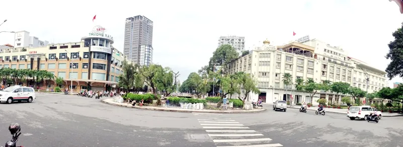 “Xin lỗi” dân vì gây bất tiện khi xây ga ngầm metro ảnh 4 “Xin lỗi” dân vì gây bất tiện khi xây ga ngầm metro ảnh 4