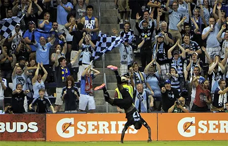 Man City thắng giòn giã trên đất Mỹ ảnh 3 Sapong ăn mừng bàn gỡ hòa cho Kansas