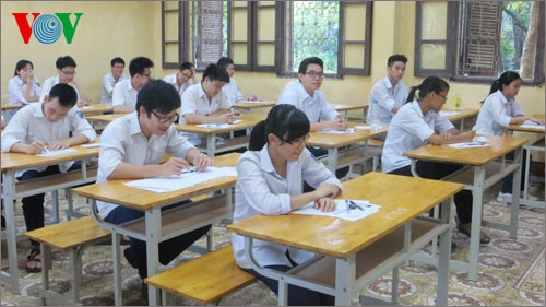 Thứ trưởng Bùi Văn Ga: “Kỳ thi THPT quốc gia sẽ giảm áp lực xã hội” ảnh 1