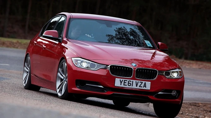 Triệu hồi gần 1.200 xe BMW series 3 tại VN ảnh 1