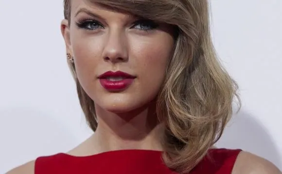 Taylor Swift được bình chọn Người phụ nữ của năm ảnh 1 Taylor Swift được bình chọn Người phụ nữ của năm ảnh 1