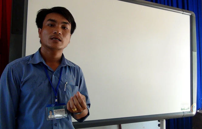 Bảng tương tác được trang bị cho Trường THCS Vàm Đình hầu như không sử dụng - Ảnh: Tấn Thái