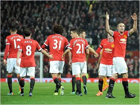 Van Persie đã chơi tốt góp công lớn giúp MU giành chiến thắng