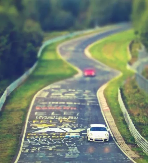 10 đường đua điên rồ nhất thế giới ảnh 10