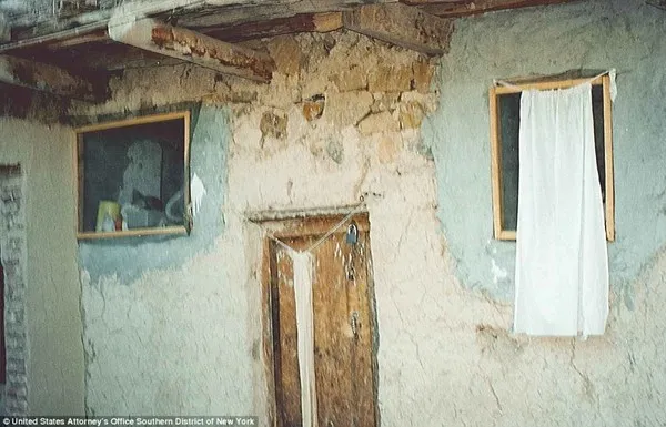 Ảnh hiếm bên trong 'sào huyệt' của Osama Bin Laden ảnh 10