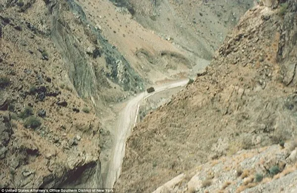 Ảnh hiếm bên trong 'sào huyệt' của Osama Bin Laden ảnh 16