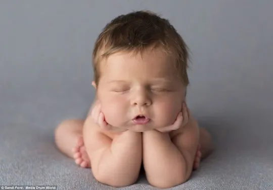 Ngất ngây với những bức ảnh bé ngủ siêu dễ thương