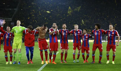 Bayern ca khúc khải hoàn ngay trên sân kình địch Dortmund. Ảnh:Reuters. b1-1713-1428188982.jpg