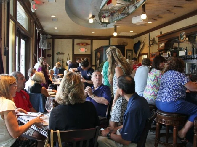 Nhà hàng Puckett's Boat House tại Franklin, Tennessee - Ảnh: ABC