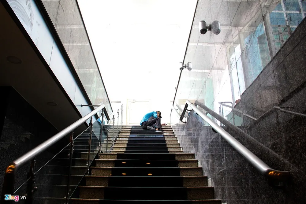 Dưới lòng đất phố đi bộ Sài Gòn có gì?