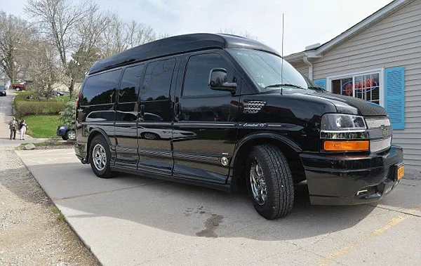 Hillary Clinton, cố máy bí ẩn, xe, xa xỉ, tranh cử Hillary Clinton, cố máy bí ẩn, xe, xa xỉ, tranh cử