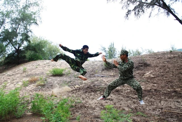 Những màn khổ luyện của lực lượng đặc công nước 'xuất quỷ nhập thần' ảnh 9