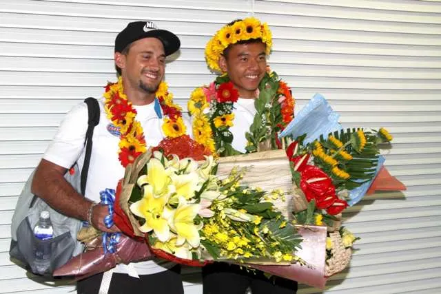 Chùm ảnh: Lý Hoàng Nam rạng rỡ ngày về ảnh 6