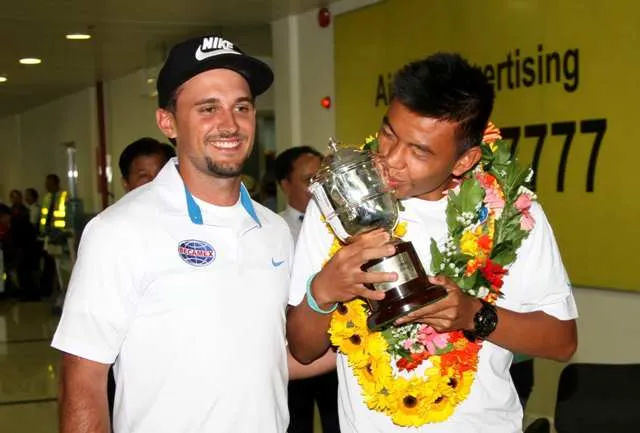 Chùm ảnh: Lý Hoàng Nam rạng rỡ ngày về ảnh 2