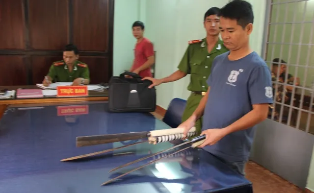 Khởi tố vụ côn đồ chém loạn xạ tại quán bar MTM Đồng Nai ảnh 1