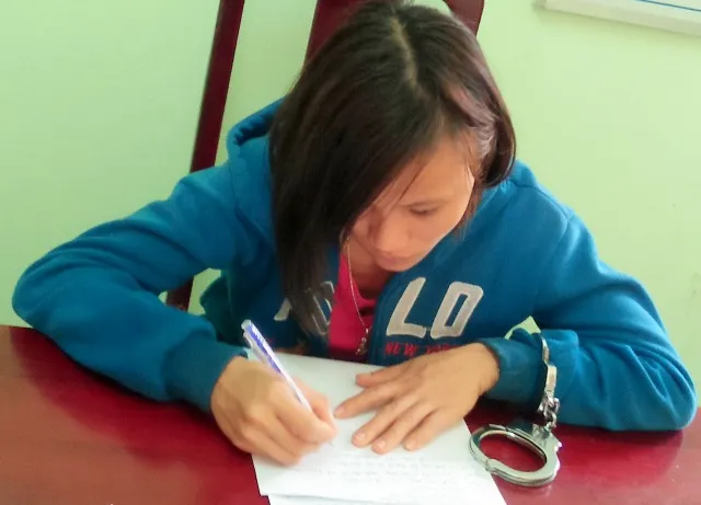 Vụ con nuôi giết mẹ: Chồng đi cầu an, vợ ở nhà bị sát hại ảnh 1 Vụ con nuôi giết mẹ: Chồng đi cầu an, vợ ở nhà bị sát hại ảnh 1