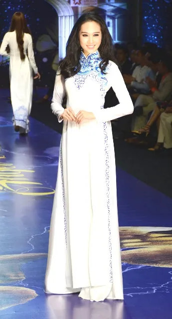 Trương Thị May, Kim Tuyến khoe sắc trong đêm diễn thời trang ảnh 7 Trương Thị May, Kim Tuyến khoe sắc trong đêm diễn thời trang ảnh 7