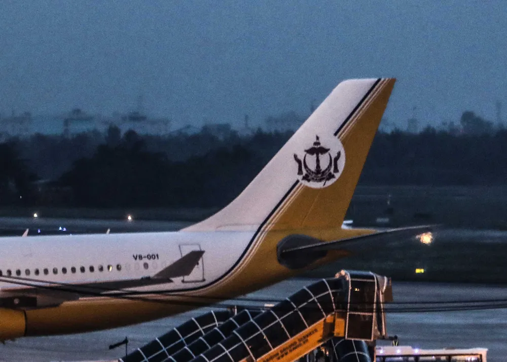 Quốc vương Brunei lái chuyên cơ đến Đà Nẵng dự APEC ảnh 4