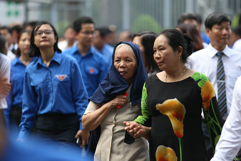 Linh xa đưa linh cữu bác Sáu Khải về đất mẹ Củ Chi ảnh 10