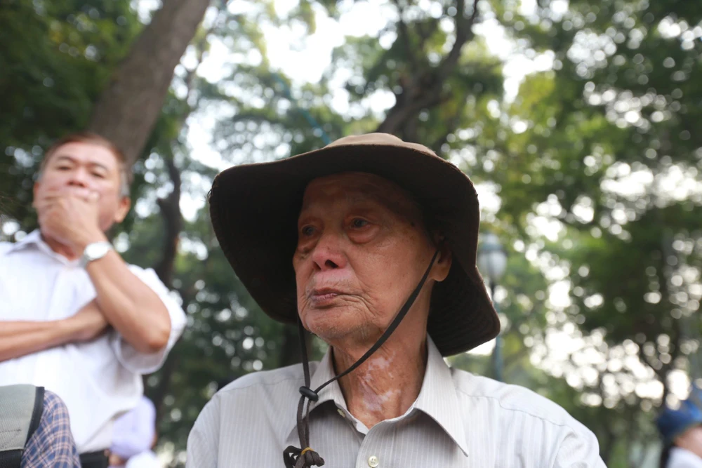 Linh xa đưa linh cữu bác Sáu Khải về đất mẹ Củ Chi ảnh 4